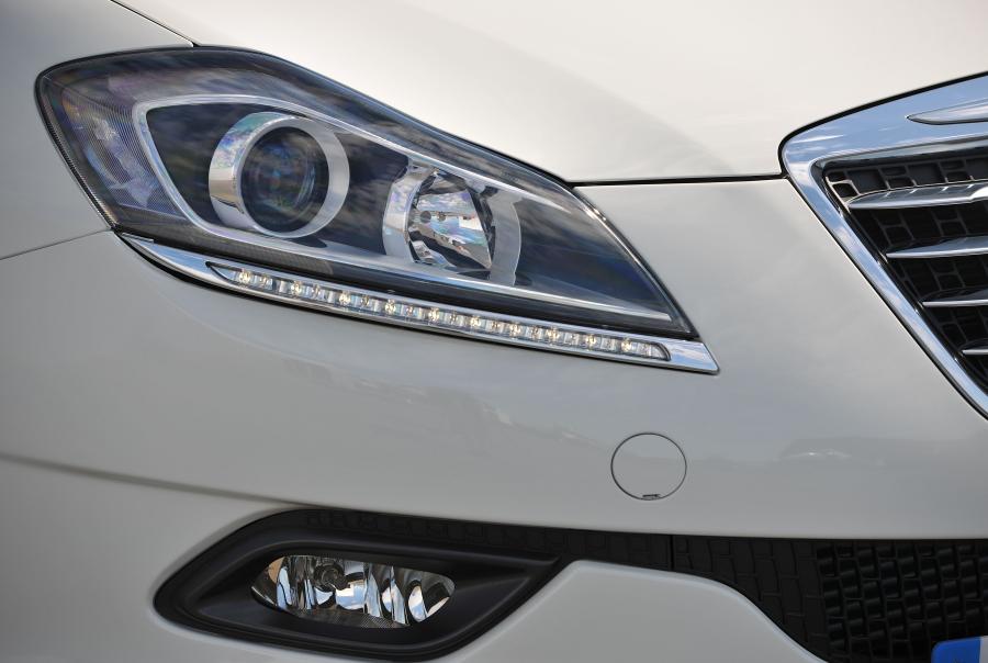  Chrysler Delta 2011 года  (фото 23 из 69)
